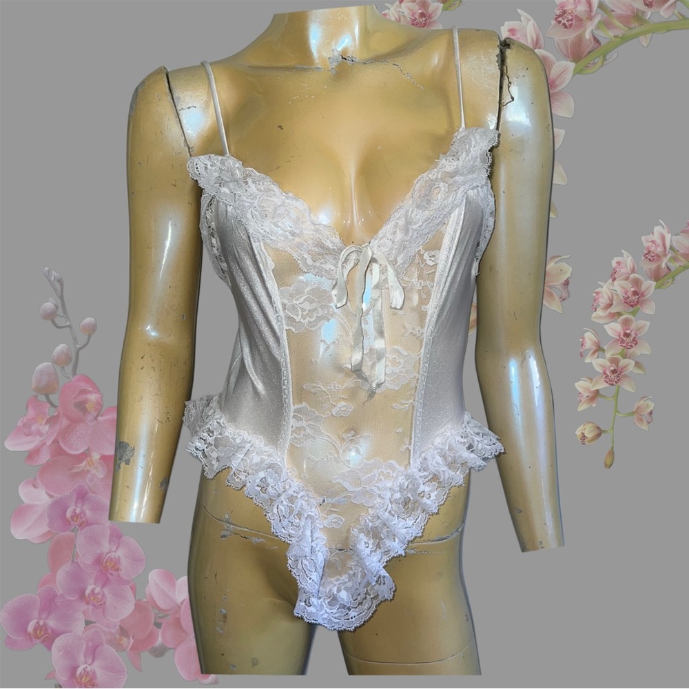 Elegant White Lace Bodysuit